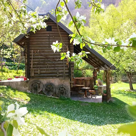 Janjske Otoke - Smjestaj Na Selu * Sipovo