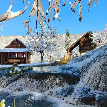 Janjske Otoke - Smjestaj Na Selu منزل ريفي Sipovo